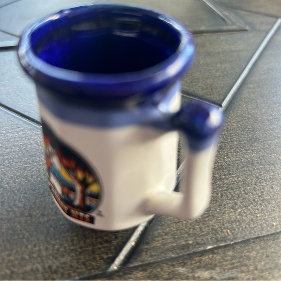 Vintage Novelty Great Smoky Mountains hand painted toothpick holder - Picture 4 of 6